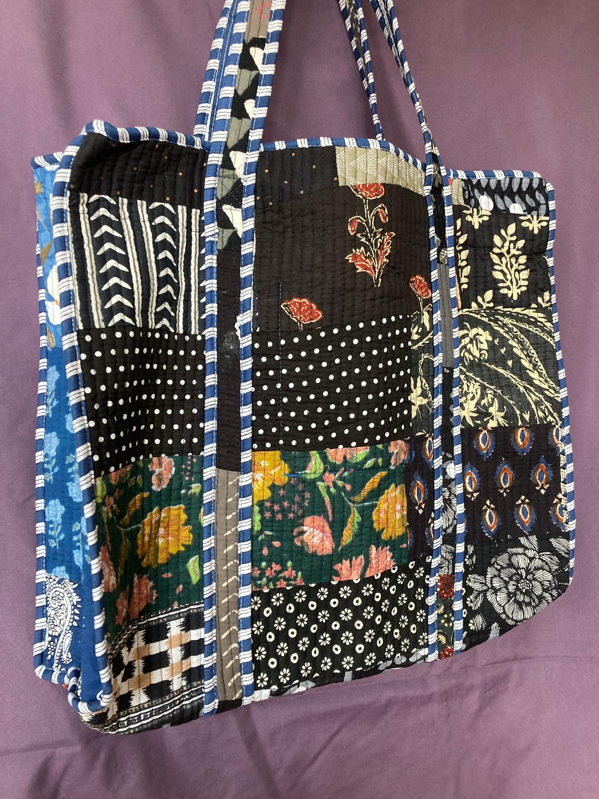 BOHO CHIC QUILT BAG, B-003