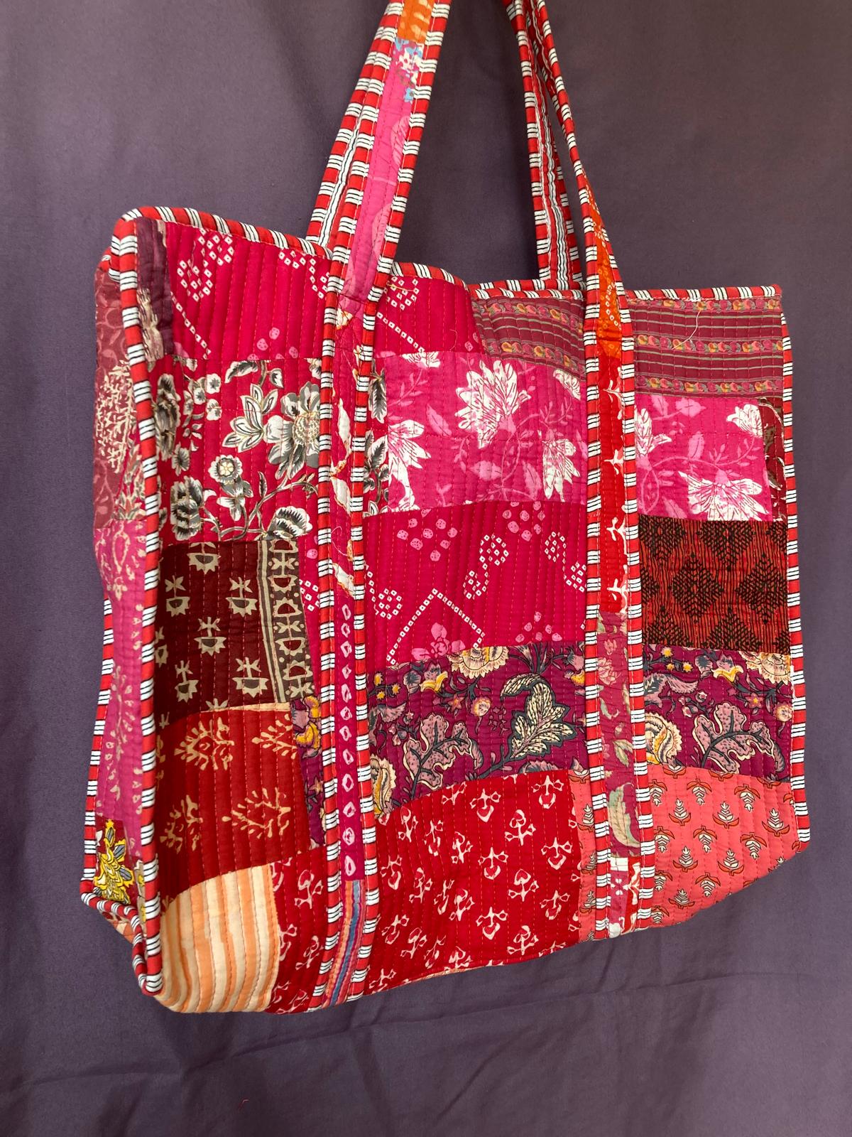 BOHO CHIC QUILT BAG, B-008