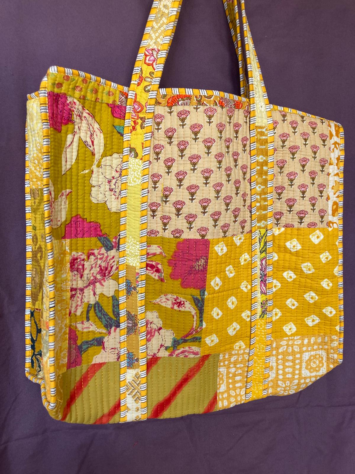 BOHO CHIC QUILT BAG, B-010