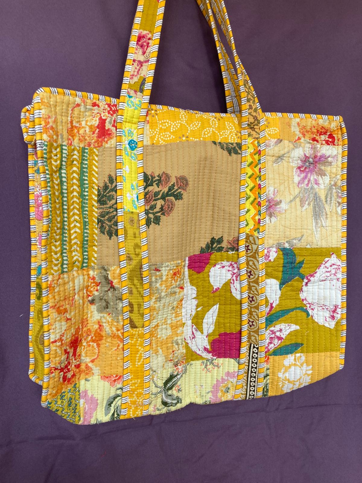 BOHO CHIC QUILT BAG, B-010