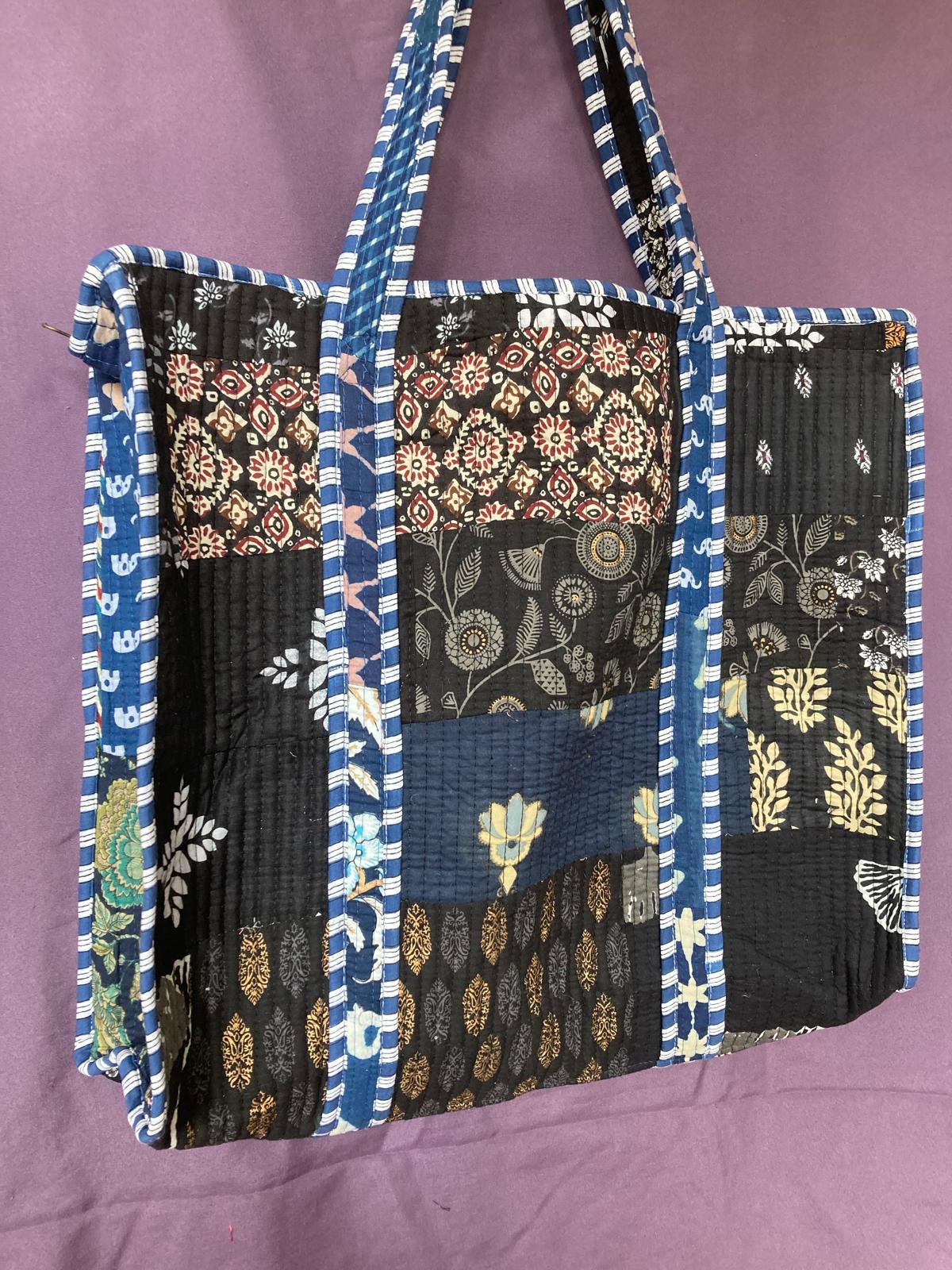BOHO CHIC QUILT BAG, B-013
